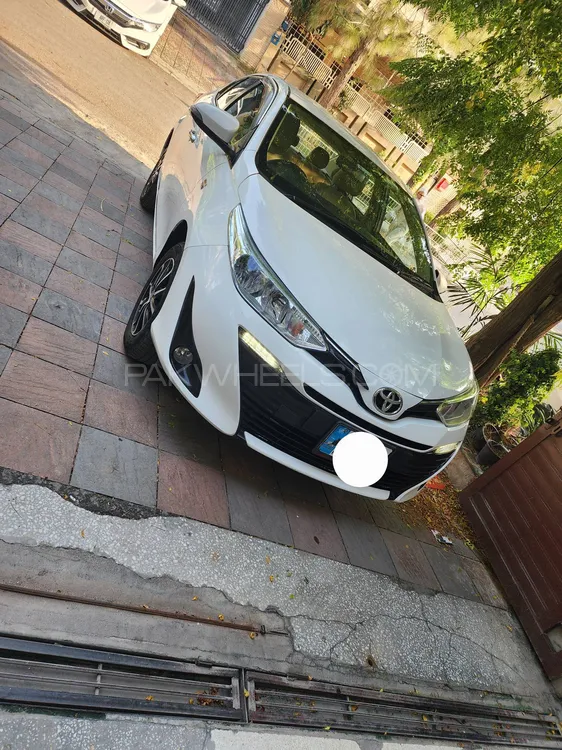 Toyota Yaris Sedan 2020 for Sale in Islamabad Image-1