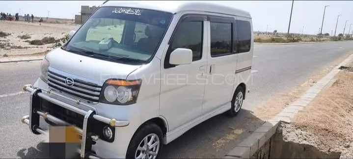 Daihatsu Atrai Wagon 2012 for Sale in Karachi Image-1