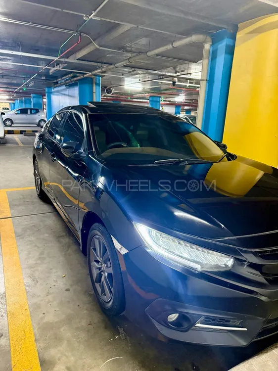 Honda Civic 2018 for Sale in Karachi Image-1