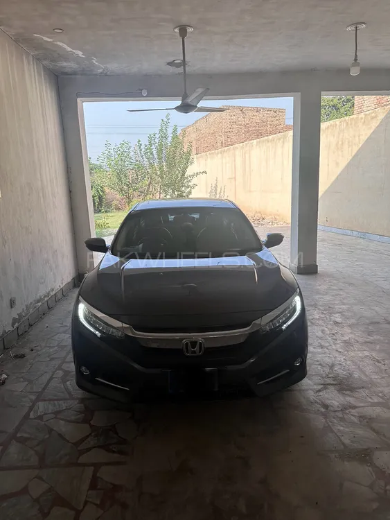 Honda Civic 2020 for Sale in Peshawar Image-1