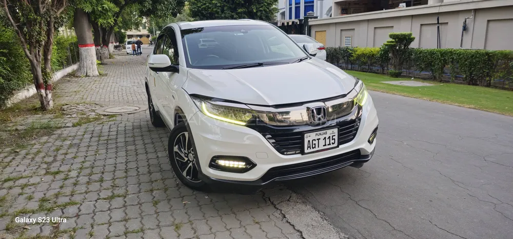 Honda Vezel 2018 for Sale in Gujranwala Image-1