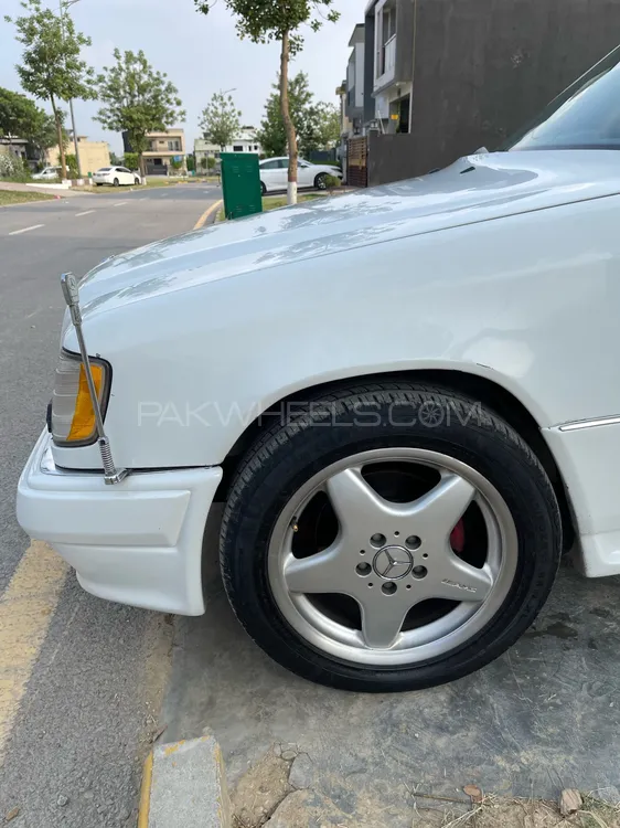 Mercedes Benz E Class 1986 for Sale in Islamabad Image-1