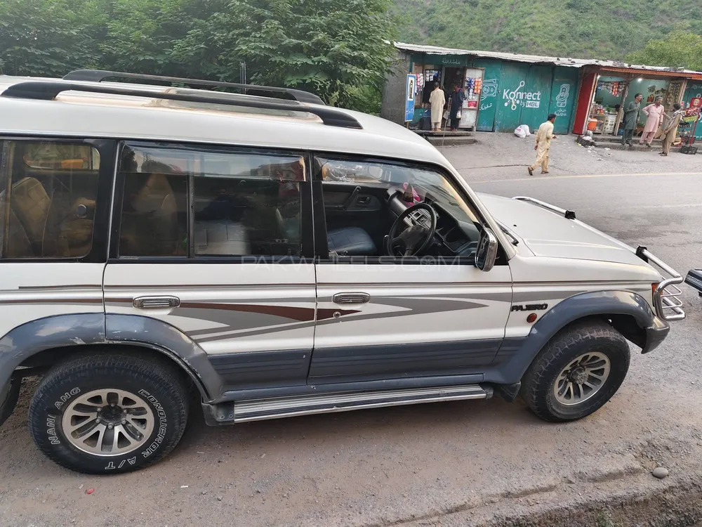 Mitsubishi Pajero 1993 for Sale in Muzaffarabad Image-1