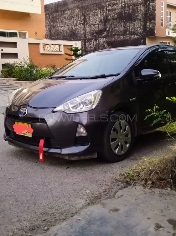 Toyota Aqua 2013 for Sale in Islamabad Image-1