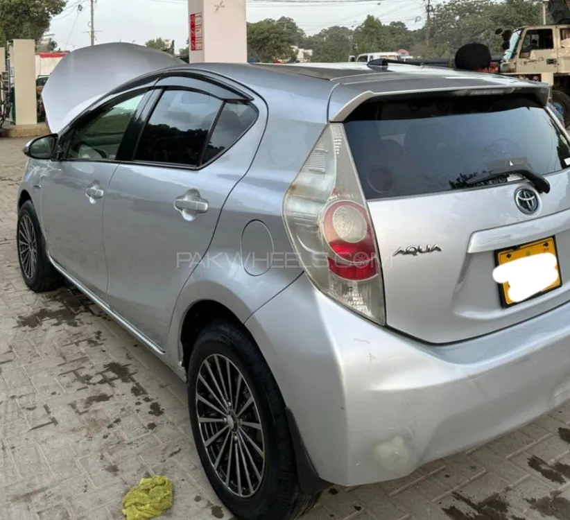 Toyota Aqua 2015 for Sale in Karachi Image-1