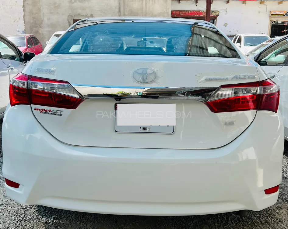 Toyota Corolla 2015 for Sale in Quetta Image-1