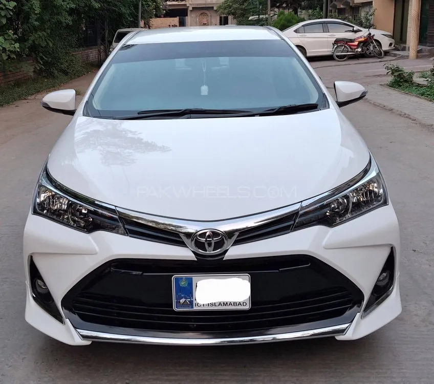 Toyota Corolla 2020 for Sale in Islamabad Image-1
