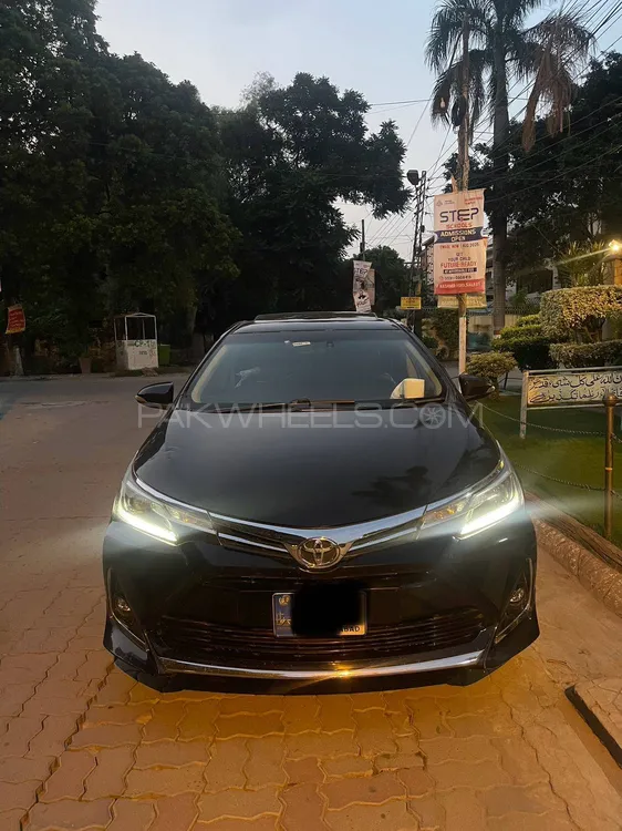 Toyota Corolla 2015 for Sale in Sialkot Image-1