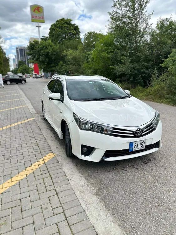 Toyota Corolla 2015 for Sale in Faisalabad Image-1
