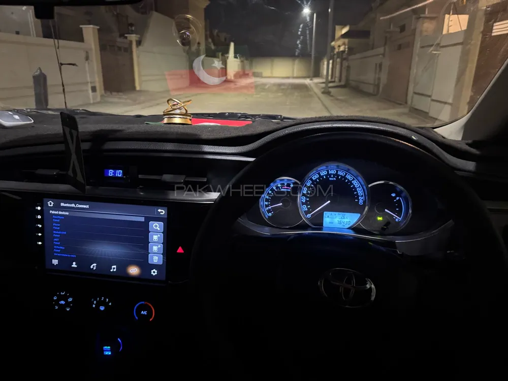 Toyota Corolla 2017 for Sale in Karachi Image-1
