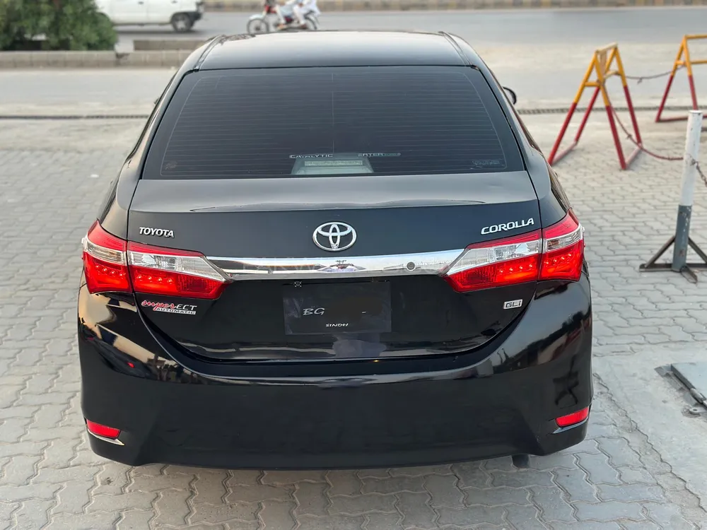 Toyota Corolla 2016 for Sale in Peshawar Toyota Corolla 2016 for Sale in Peshawar Image-3