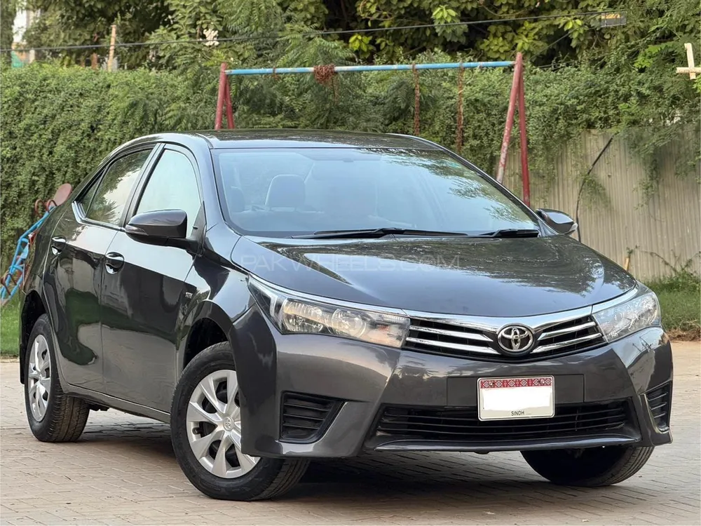 Toyota Corolla 2017 for Sale in Karachi Image-1