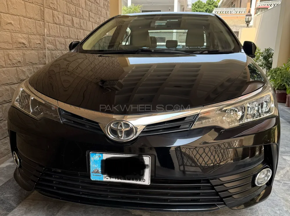 Toyota Corolla 2019 for Sale in Islamabad Image-1