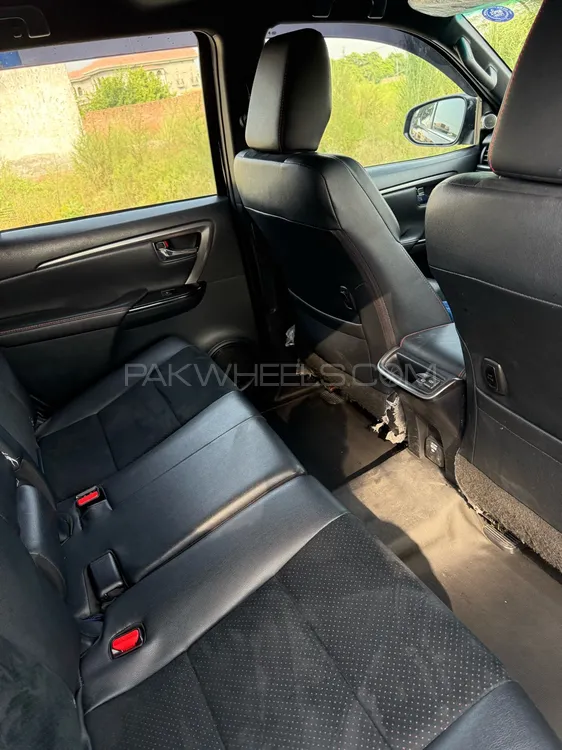 Toyota Fortuner 2023 for Sale in Gujranwala Image-1
