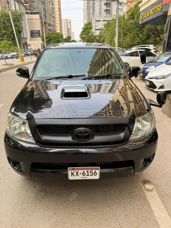 Toyota Hilux 2008 for Sale in Karachi Image-1