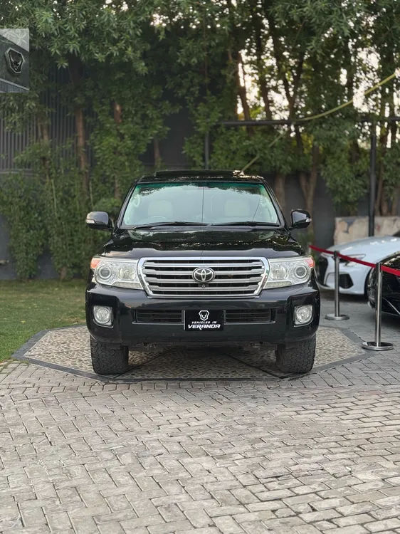 Toyota Land Cruiser 2014 for Sale in Lahore Image-1
