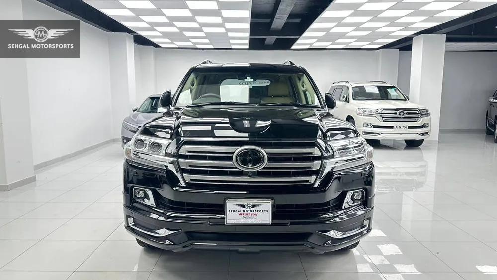 Toyota Land Cruiser 2016 for Sale in Islamabad Image-1