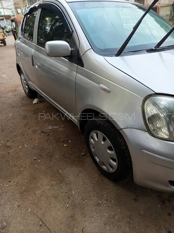 Toyota Vitz 2003 for Sale in Karachi Image-1
