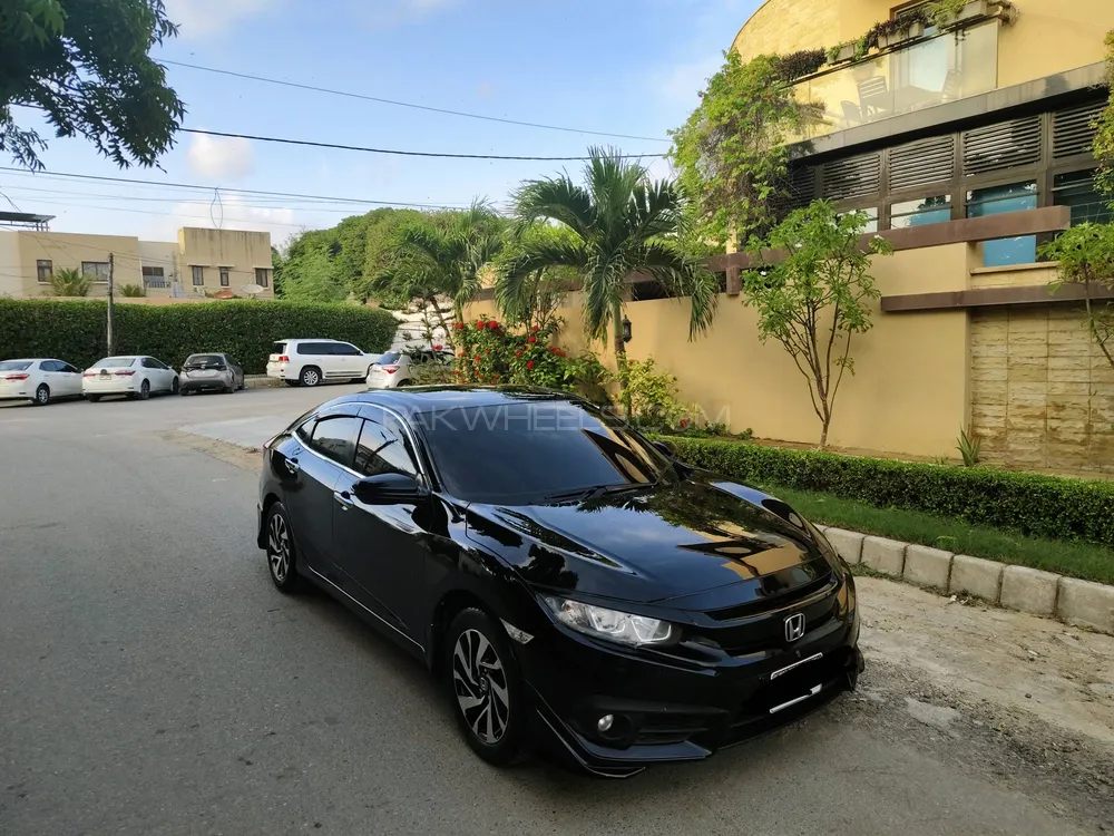Honda Civic 2016 for Sale in Karachi Image-1