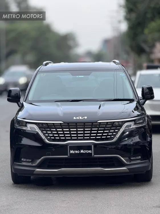 KIA Carnival 2022 for Sale in Lahore Image-1
