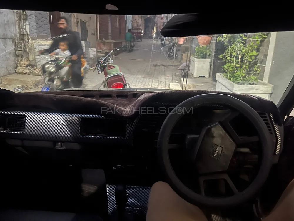 Nissan Sunny 1988 for Sale in Karachi Image-1