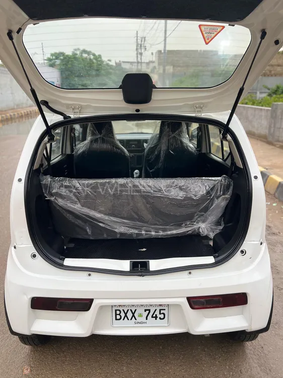 Suzuki Alto 2022 for Sale in Karachi Image-1