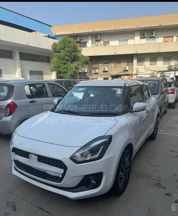 Suzuki Swift 2025 for Sale in Karachi Image-1