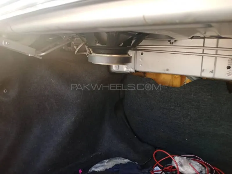 Toyota Corolla 2016 for Sale in Karachi Image-1