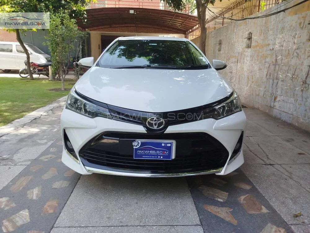 Toyota Corolla 2017 for Sale in Lahore Image-1