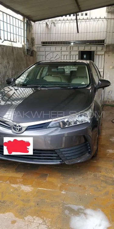 Toyota Corolla 2018 for Sale in Karachi Image-1