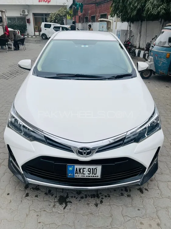Toyota Corolla 2018 for Sale in Gujrat Image-1