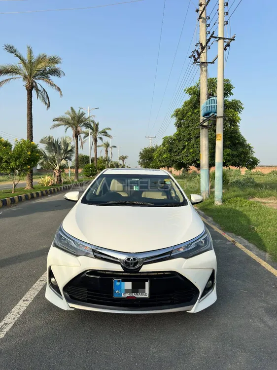Toyota Corolla 2017 for Sale in Lahore Image-1