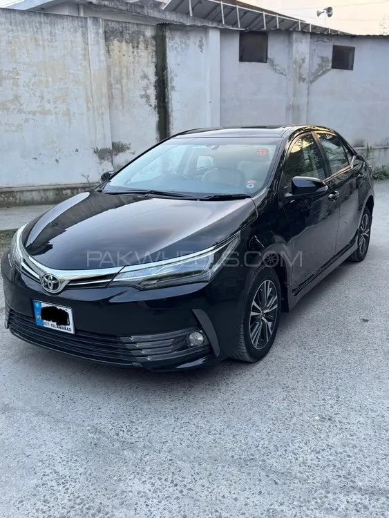 Toyota Corolla 2019 for Sale in Abbottabad Image-1