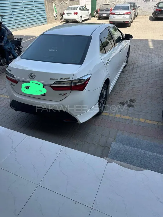 Toyota Corolla 2021 for Sale in Lahore Image-1