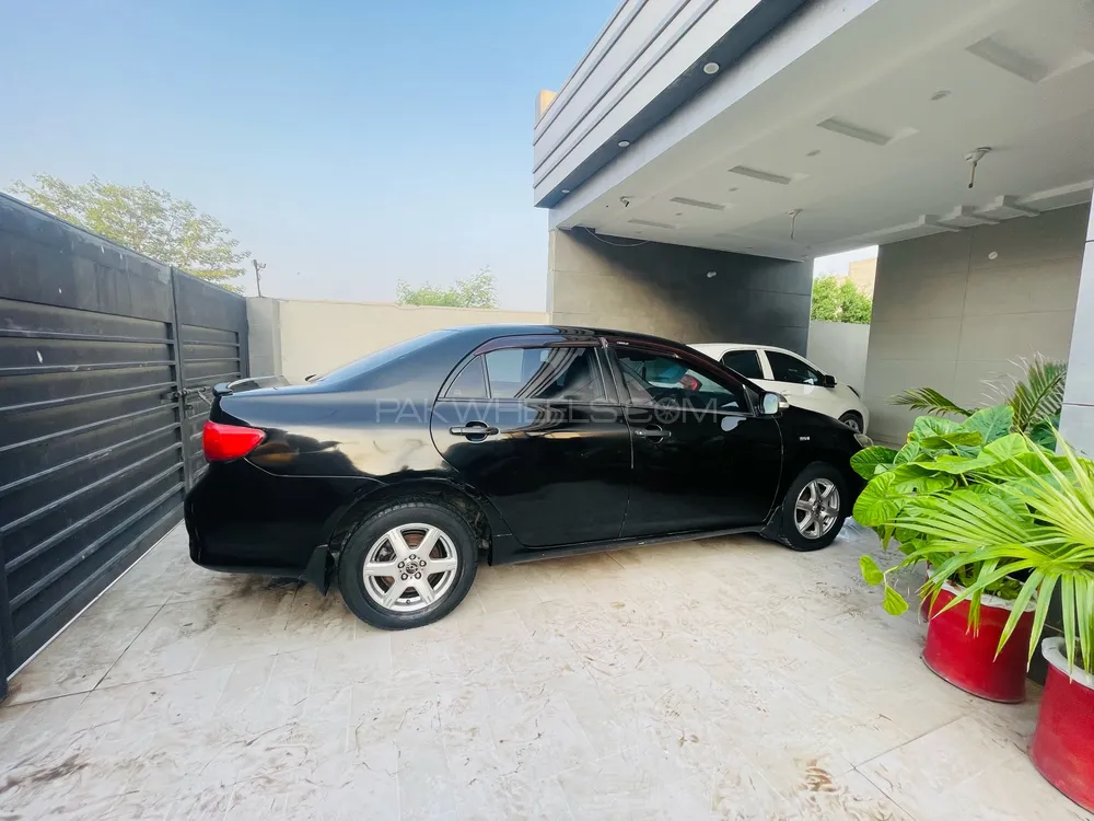 Toyota Corolla 2011 for Sale in Lahore Image-1