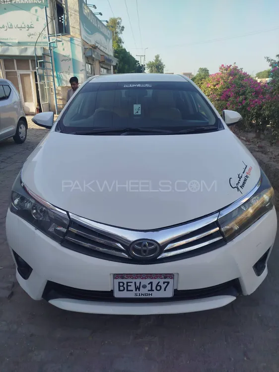 Toyota Corolla 2015 for Sale in Rahim Yar Khan Image-1