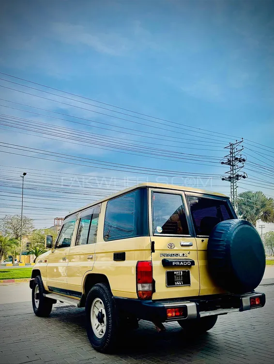 Toyota Prado 1992 for Sale in Sahiwal Image-1