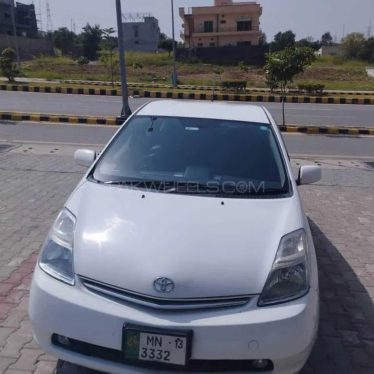 Toyota Prius 2008 for Sale in Islamabad Image-1