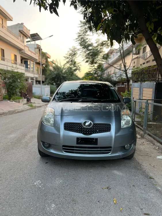 Toyota Vitz 2006 for Sale in Islamabad Image-1