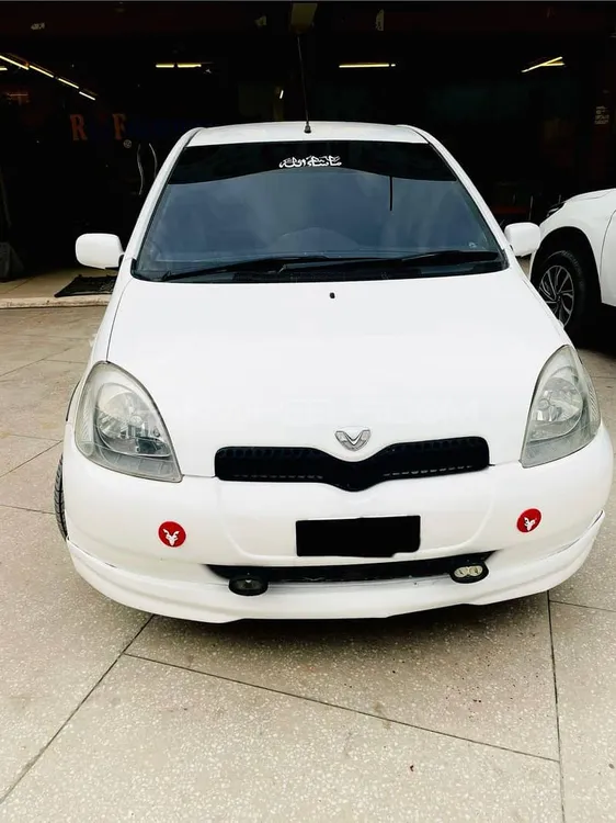 Toyota Vitz 2002 for Sale in Peshawar Image-1