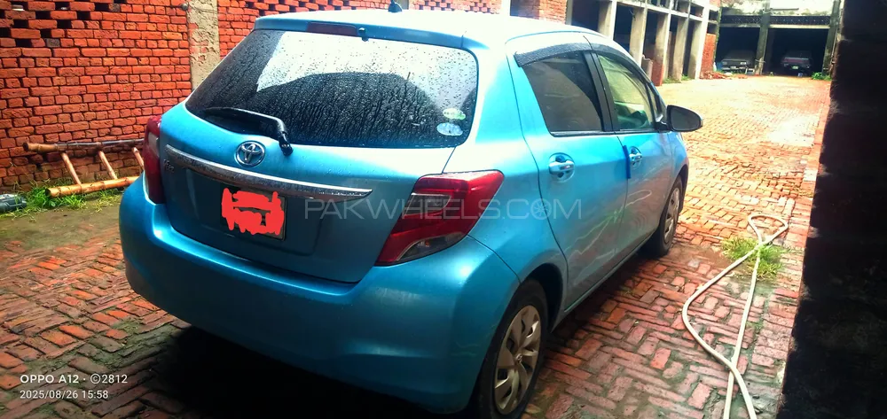 Toyota Vitz 2014 for Sale in Gujranwala Image-1
