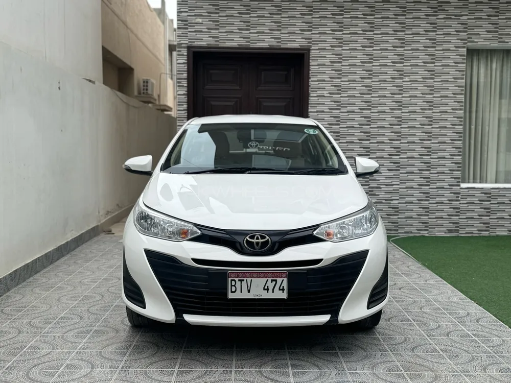 Toyota Yaris Sedan 2021 for Sale in Karachi Image-1