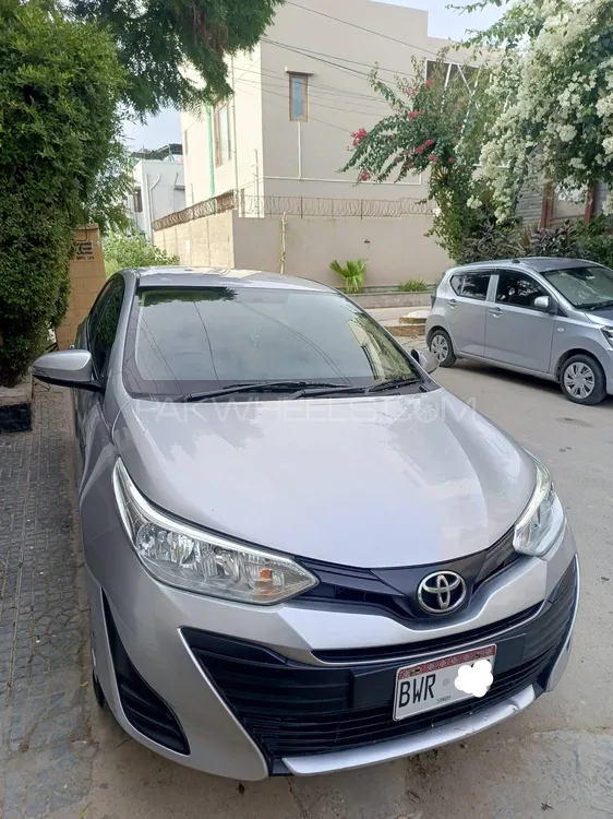 Toyota Yaris Sedan 2022 for Sale in Karachi Image-1