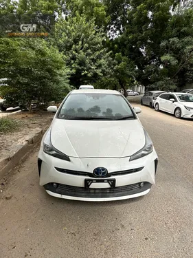 ٹویوٹا پریوس ایس 2021 for Sale ٹویوٹا پریوس ایس 2021 for Sale