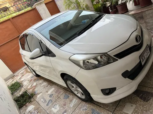 Toyota Vitz U 1.0 2011