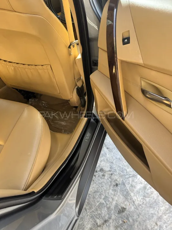 بی ایم ڈبلیو 5 سیریز 2007 for Sale in لاہور بی ایم ڈبلیو 5 سیریز 2007 for Sale in لاہور Image-4