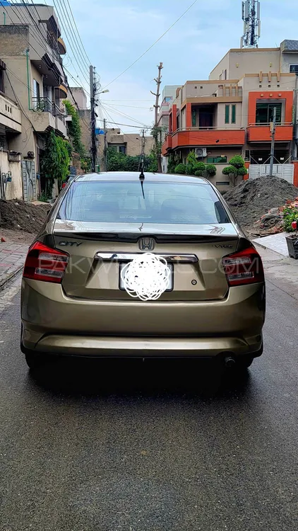 Honda City 2011 for Sale in Lahore Image-1