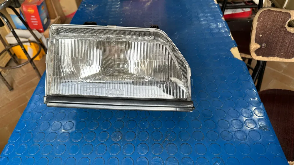 Honda Civic  86 Headlights Available  Image-1