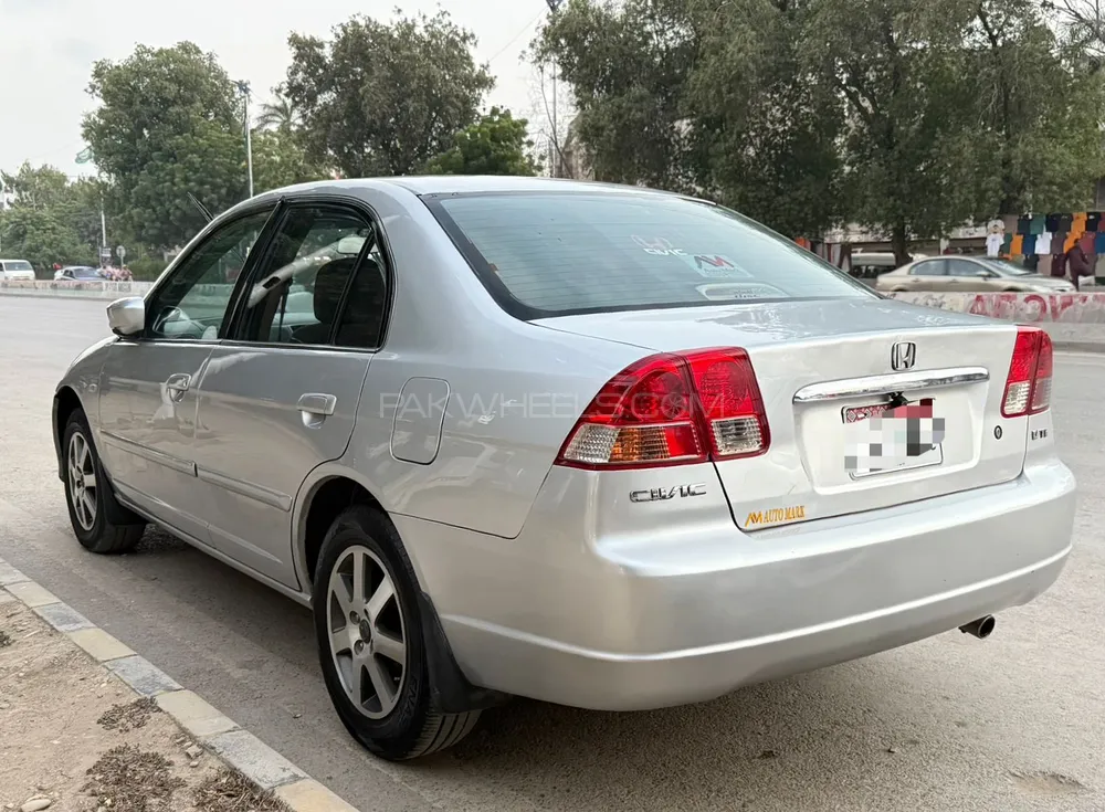 Honda Civic 2005 for Sale in Karachi Image-1
