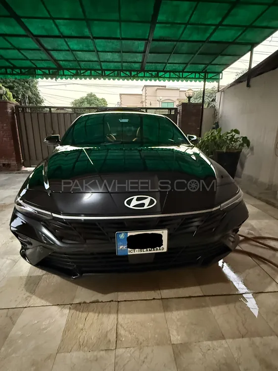 Hyundai Elantra 2025 for Sale in Lahore Image-1